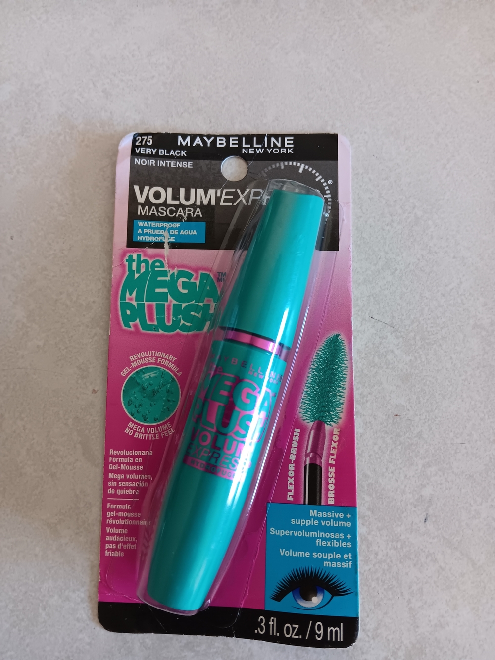 Maybelline The Mega Plush Volum' Express Mascara - Very Black
